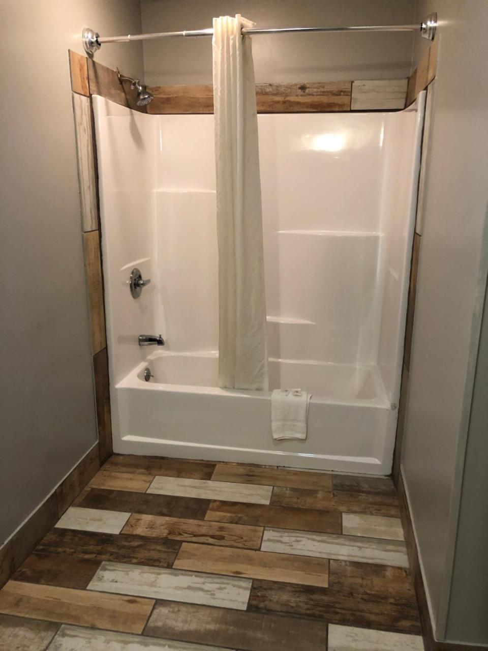 Deerfield Inn And Suites - Fairview Extérieur photo